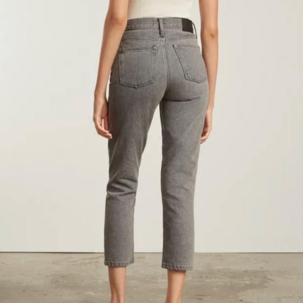 NWT EVERLANE The 90's Cheeky Jean Crop In Worn Grey Denim Size 26